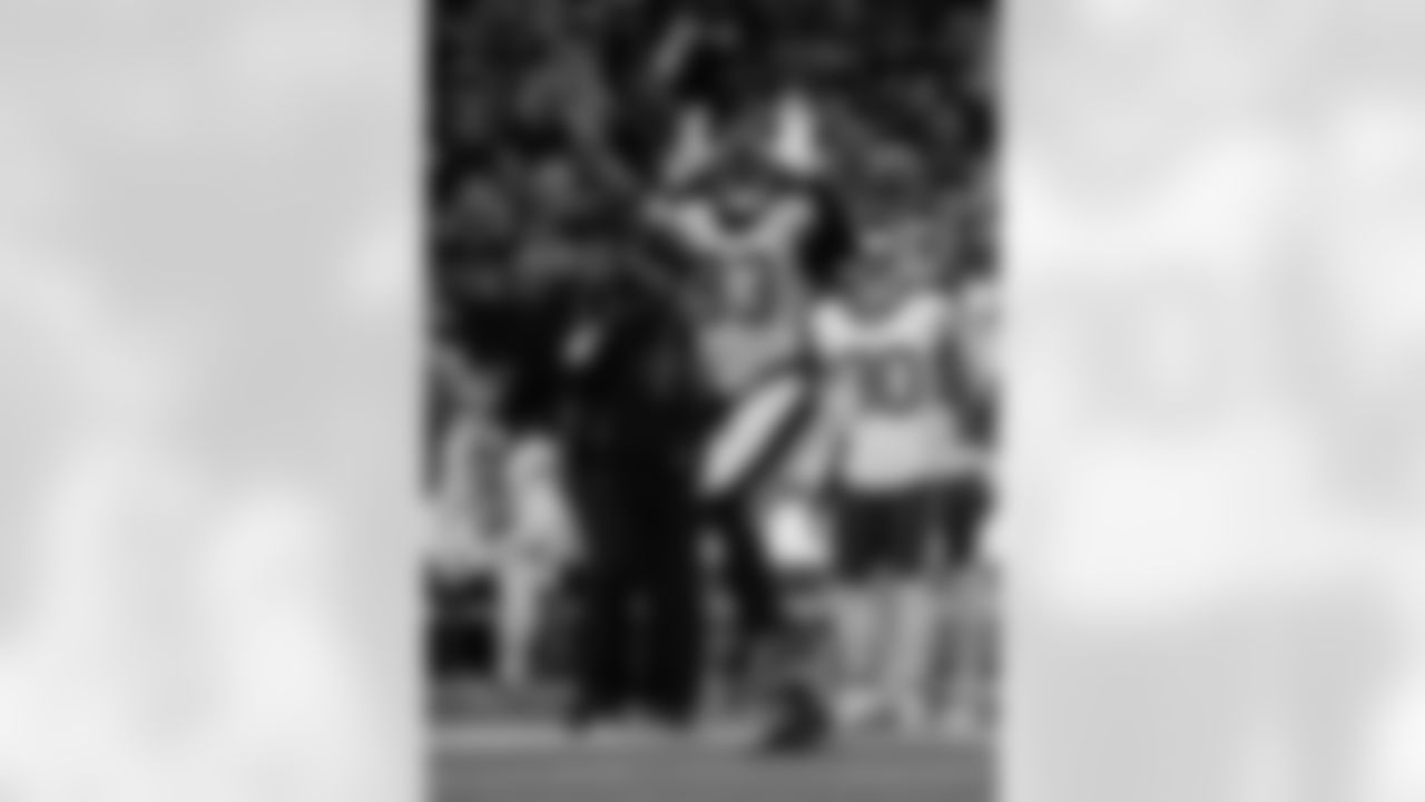 Check out the game action photos from the New Orleans Saints game against the New York Jets for Week 16 of the 2025 NFL season on Dec. 21, 2025 at the Caesars Superdome.