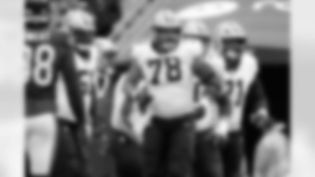 Check out the game action photos from the New Orleans Saints game against the Chicago Bears for Week 7 of the 2025 NFL season on Oct. 19, 2025 at Soldier Field.