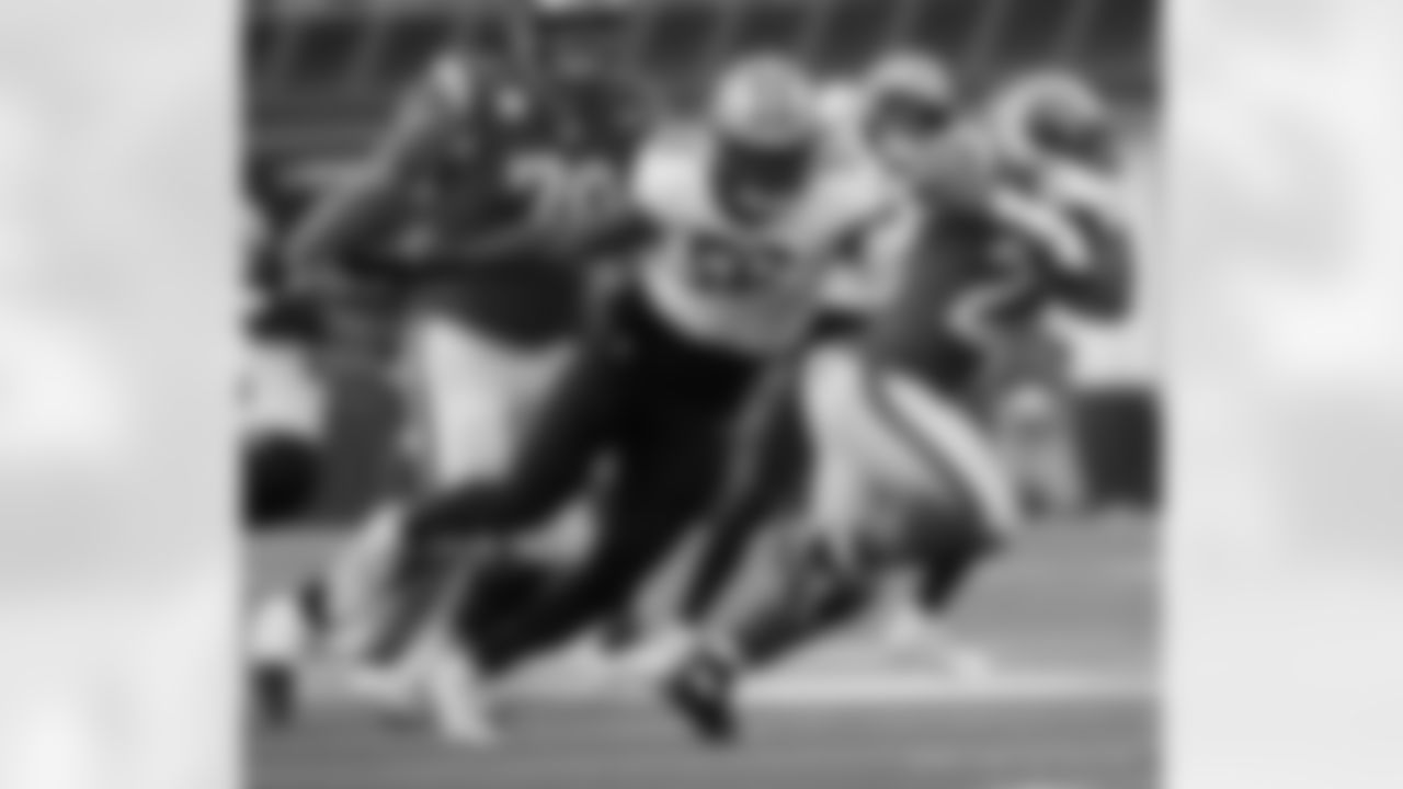 Check out the game action photos from the New Orleans Saints game against the Los Angeles Rams for Week 9 of the 2025 NFL season on Nov. 2, 2025 at SoFi Stadium.