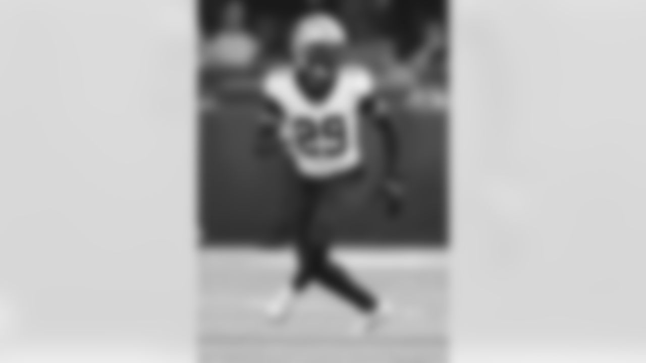 Check out the game action shots from the New Orleans Saints game against the Minnesota Vikings in Week 10 of the 2023 NFL season.