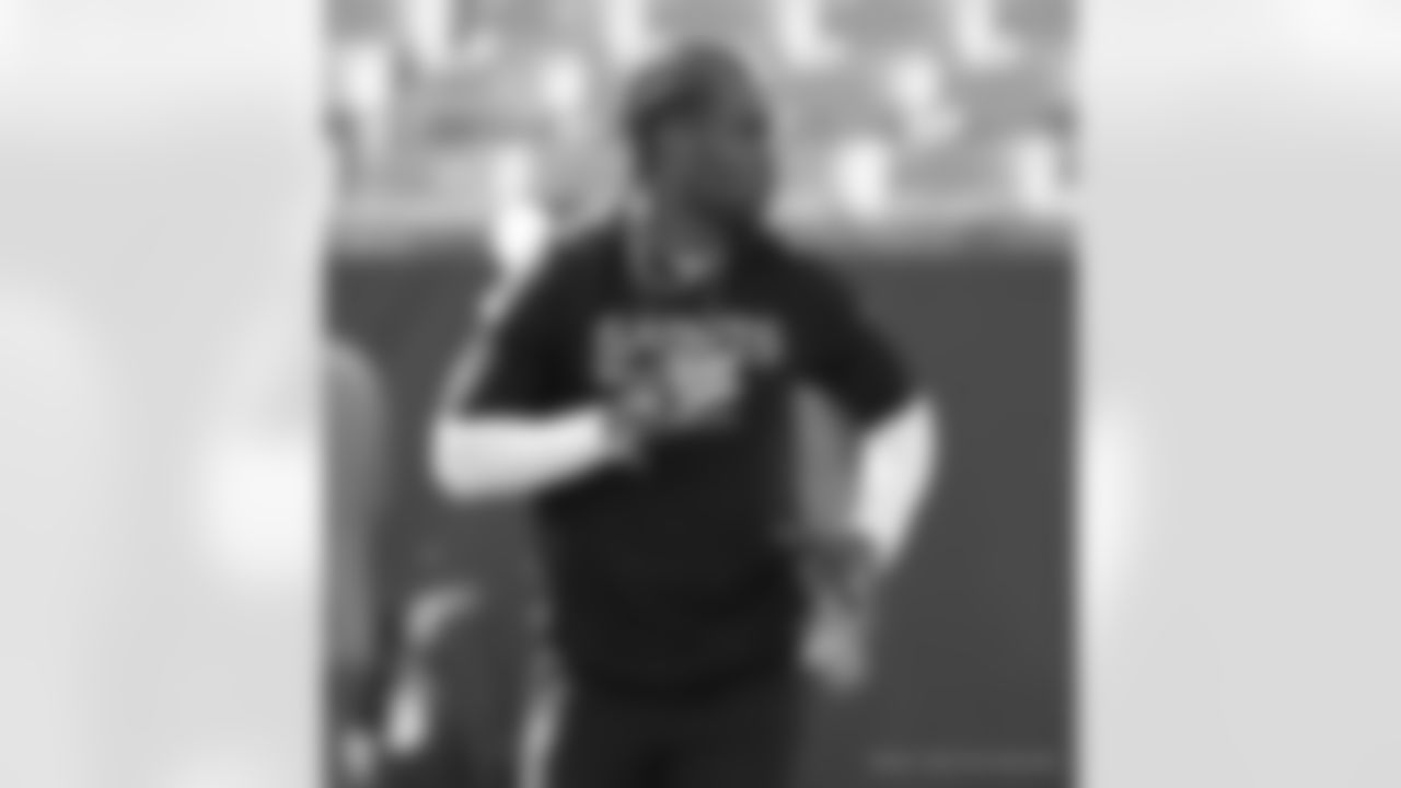 Check out the pregame photos from the New Orleans Saints game against the Carolina Panthers for Week 10 of the 2025 NFL season on Nov. 9, 2025 at Bank of America Stadium.