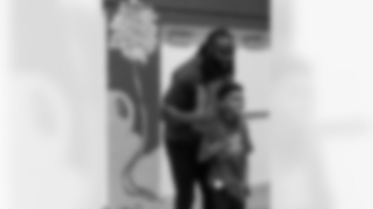 New Orleans Saints linebacker Demario Davis and his wife, Tamela's Devoted Dreamers Foundation hosted the annual "Dinner with the Davises" event at the Boys and Girls Club Gretna on Nov. 18, 2025.