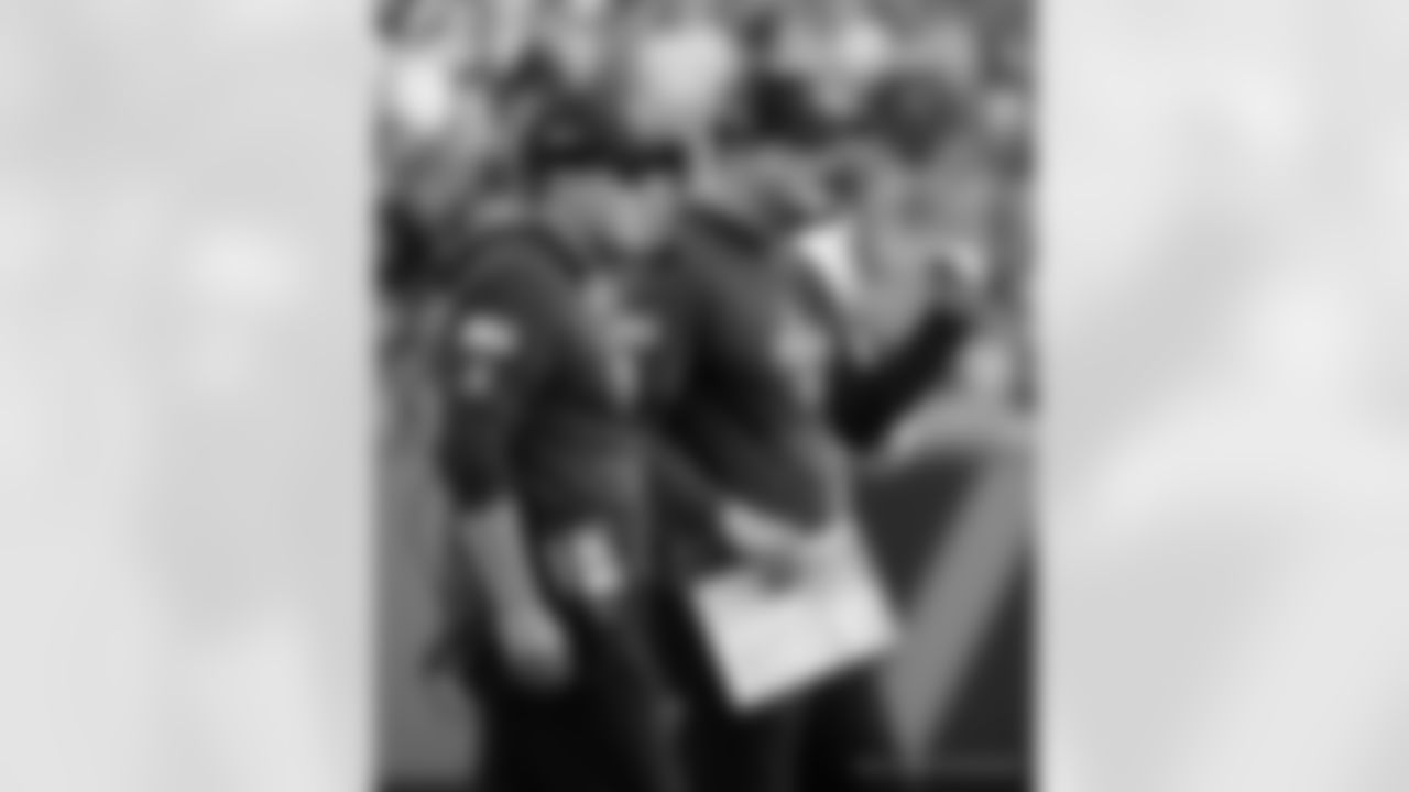 Check out the game action photos from the New Orleans Saints game against the Carolina Panthers for Week 10 of the 2025 NFL season on Nov. 9, 2025 at Bank of America Stadium.