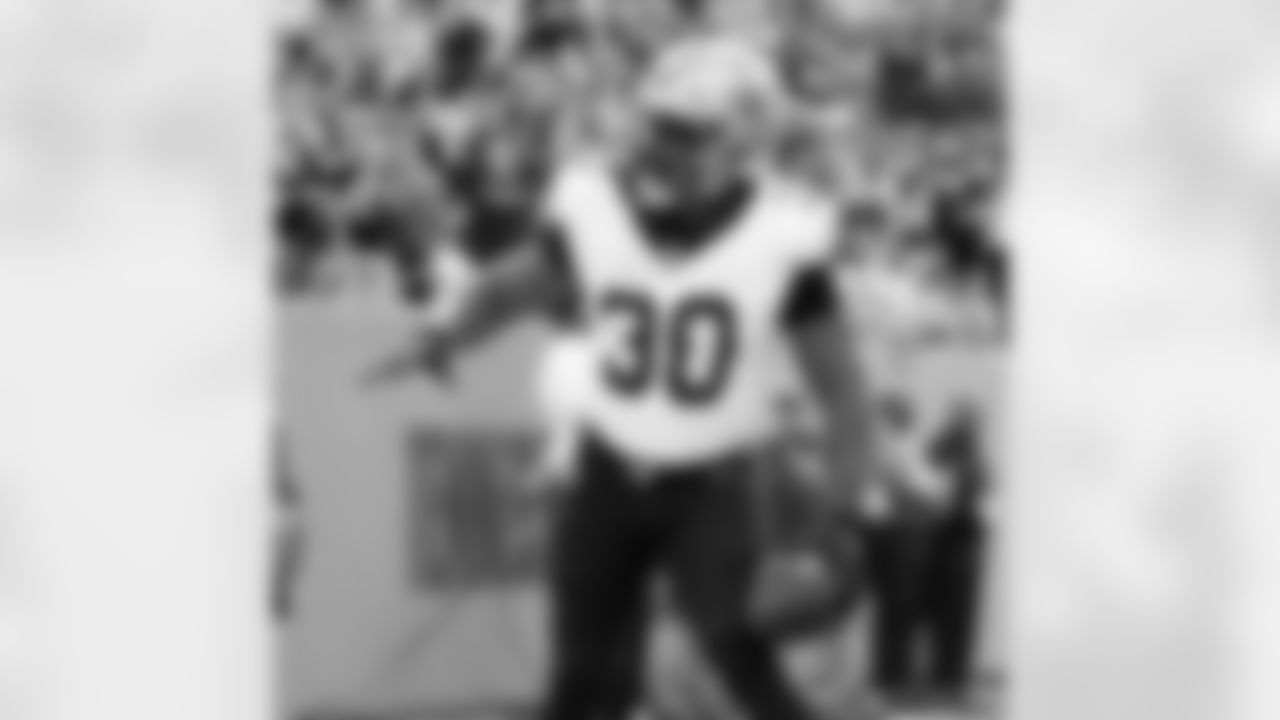 Check out the game action photos from the New Orleans Saints game against the Tennessee Titans for Week 17 of the 2025 NFL season on Dec. 28, 2025 at Nissan Stadium.