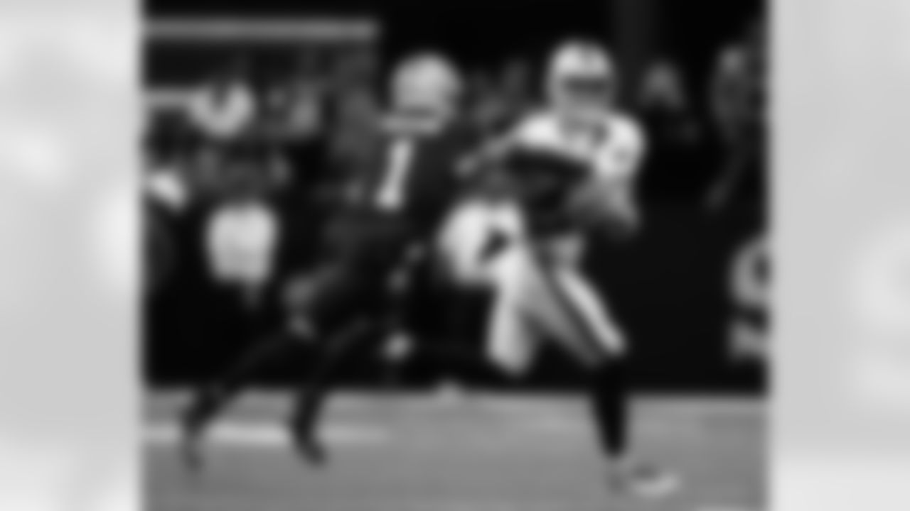 CB Alontae Taylor (1) guards Terrace Marshall Jr. during the New Orleans Saints game against the Las Vegas Raiders for Week 17 of the 2024 NFL Season on Dec. 29, 2024 at Caesars Superdome.