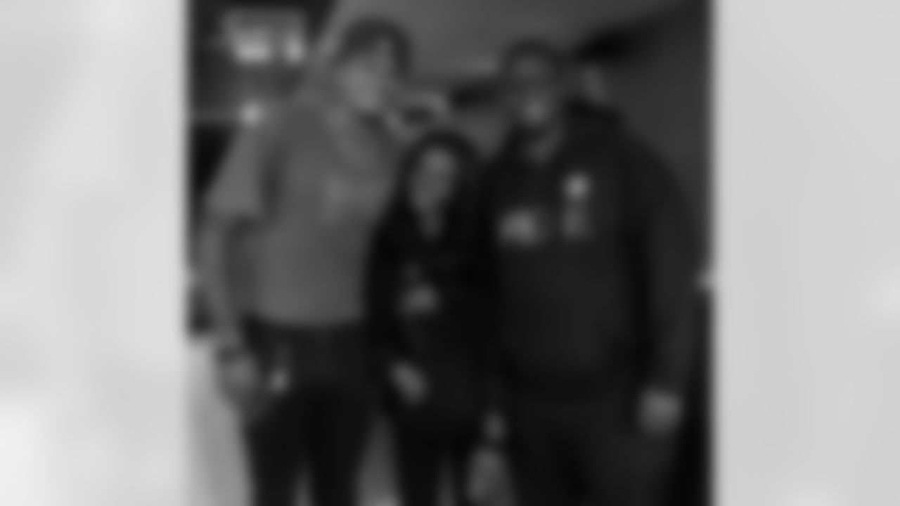 New Orleans Saints cornerback Alontae Taylor joined several students who recently registered to vote at Skate Country Westbank for a High School Voter Celebration on October 22, 2024.