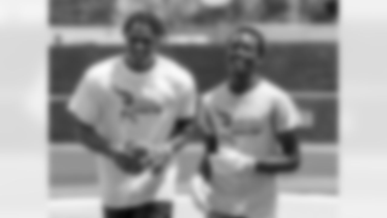 Gallery-Davon-Godchaux-NFLPA-Youth-Camp-060725-05