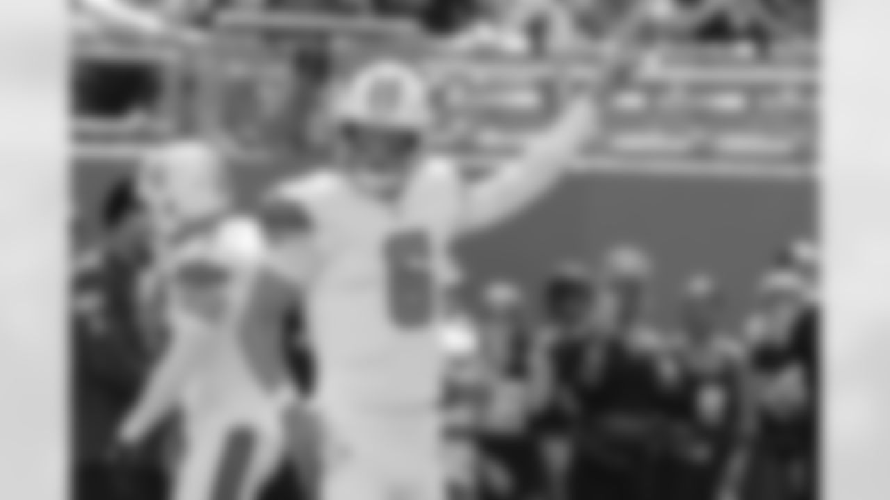 Check out the pregame photos from the New Orleans Saints game against the Carolina Panthers for Week 10 of the 2025 NFL season on Nov. 9, 2025 at Bank of America Stadium.