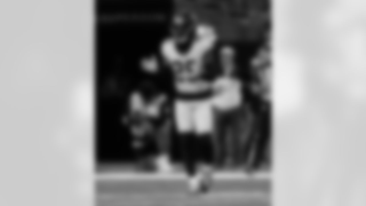 Check out the game action photos from the New Orleans Saints game against the New York Jets for Week 16 of the 2025 NFL season on Dec. 21, 2025 at the Caesars Superdome.