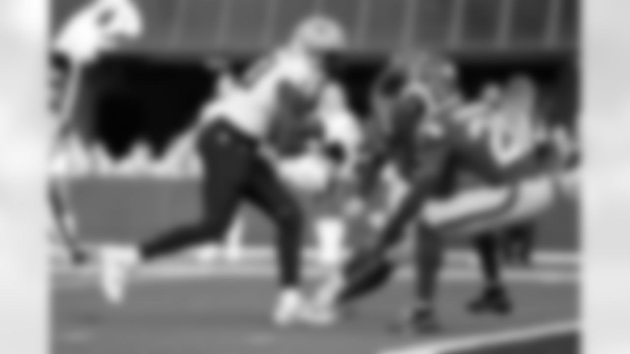 Check out the game action photos from the New Orleans Saints game against the Los Angeles Rams for Week 9 of the 2025 NFL season on Nov. 2, 2025 at SoFi Stadium.