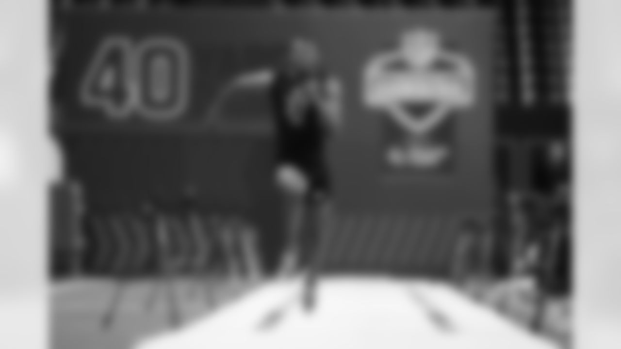 Ohio State wide receiver Carnell Tate (37) runs the 40-yard dash during the 2026 NFL Scouting Combine on Saturday, February 28, 2026 in Indianapolis, Indiana.