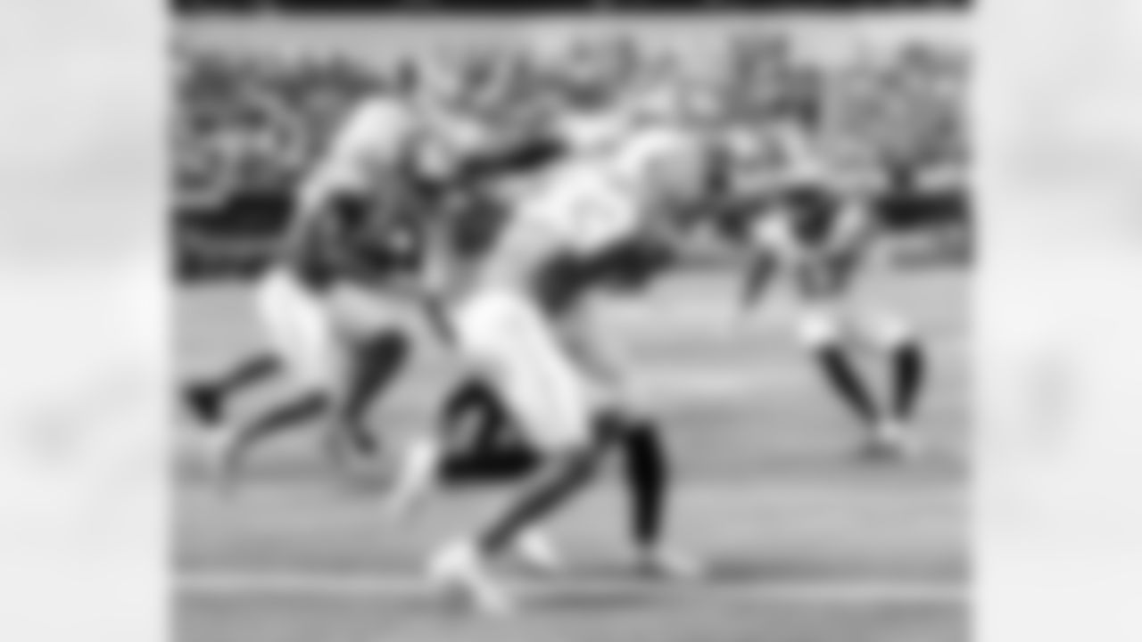 Check out the game action photos from the New Orleans Saints game against the Los Angeles Chargers in Week 1 of the 2025 NFL preseason.