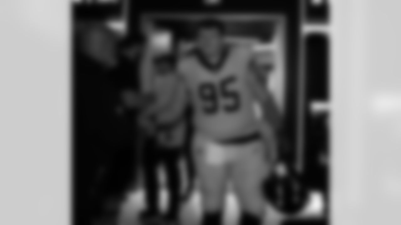 Head inside the New Orleans Saints locker room postgame after the Saints' win against the New York Jets in Week 16 of the 2025 NFL season presented by Bud Light.