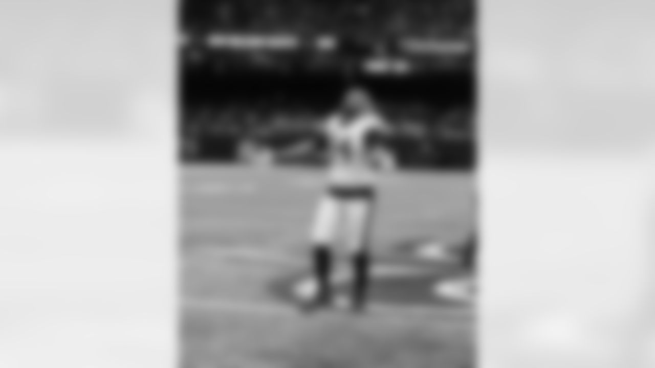 Check out the pregame photos from the New Orleans Saints game against the New York Jets for Week 16 of the 2025 NFL season on Dec. 21, 2025 at the Caesars Superdome.