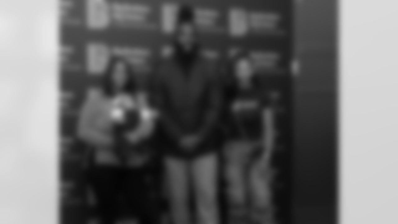 New Orleans Saints linebacker Demario Davis was the guest of honor at Big Brothers Big Sisters' open house on Monday, October 27, celebrating the launch of the organization's new New Orleans location in support of its mentorship program.