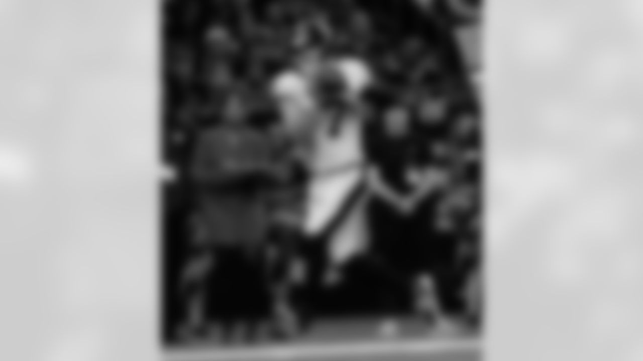 Check out the game action photos from the New Orleans Saints game against the New York Jets for Week 16 of the 2025 NFL season on Dec. 21, 2025 at the Caesars Superdome.