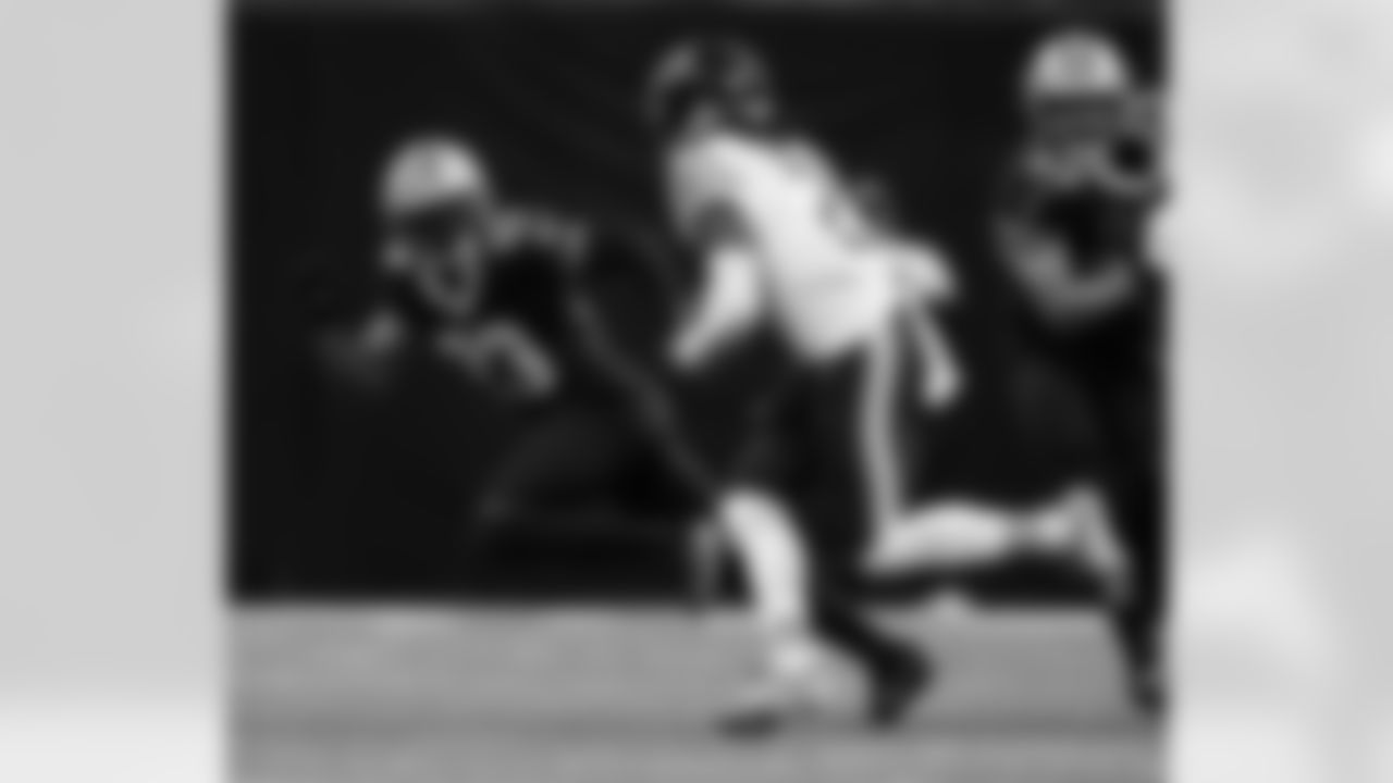 Check out the game action shots from the New Orleans Saints game against the Chicago Bears in Week 9 of the 2023 NFL season.