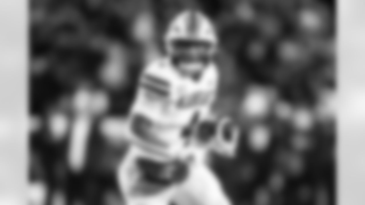Check out photos of New Orleans Saints 6th round draft pick Devin Neal, running back from Kansas, drafted 184th overall in the 2025 NFL Draft.