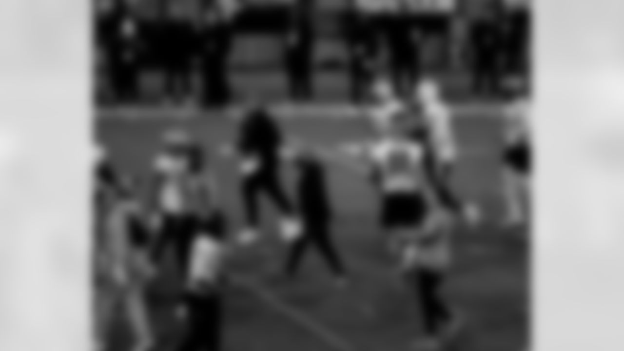 Check out photos from Day 1 of practices at the 2026 Panini Senior Bowl in Mobile, Ala. on Tuesday, Jan. 27, featuring top NFL Draft prospects and Saints personnel including Associate Head Coach and Running Backs Coach Joel Thomas, Quarterbacks Coach Scott Tolzien, Assistant Special Teams Coach Kyle Wilber, Assistant Defensive Backs Coach Robert Blanton, and Assistant to the Head Coach Mike Martinez working with players.