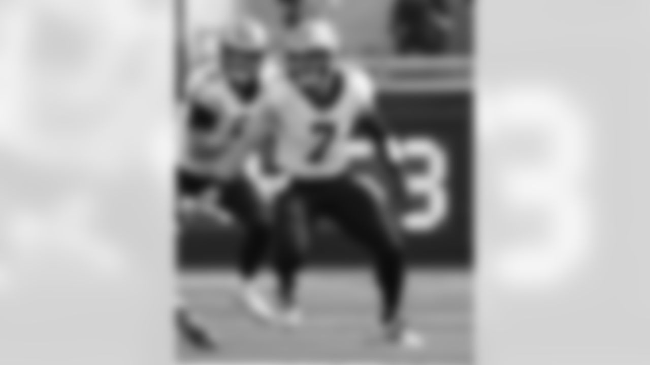 Check out the game action photos from the New Orleans Saints game against the Los Angeles Rams for Week 9 of the 2025 NFL season on Nov. 2, 2025 at SoFi Stadium.