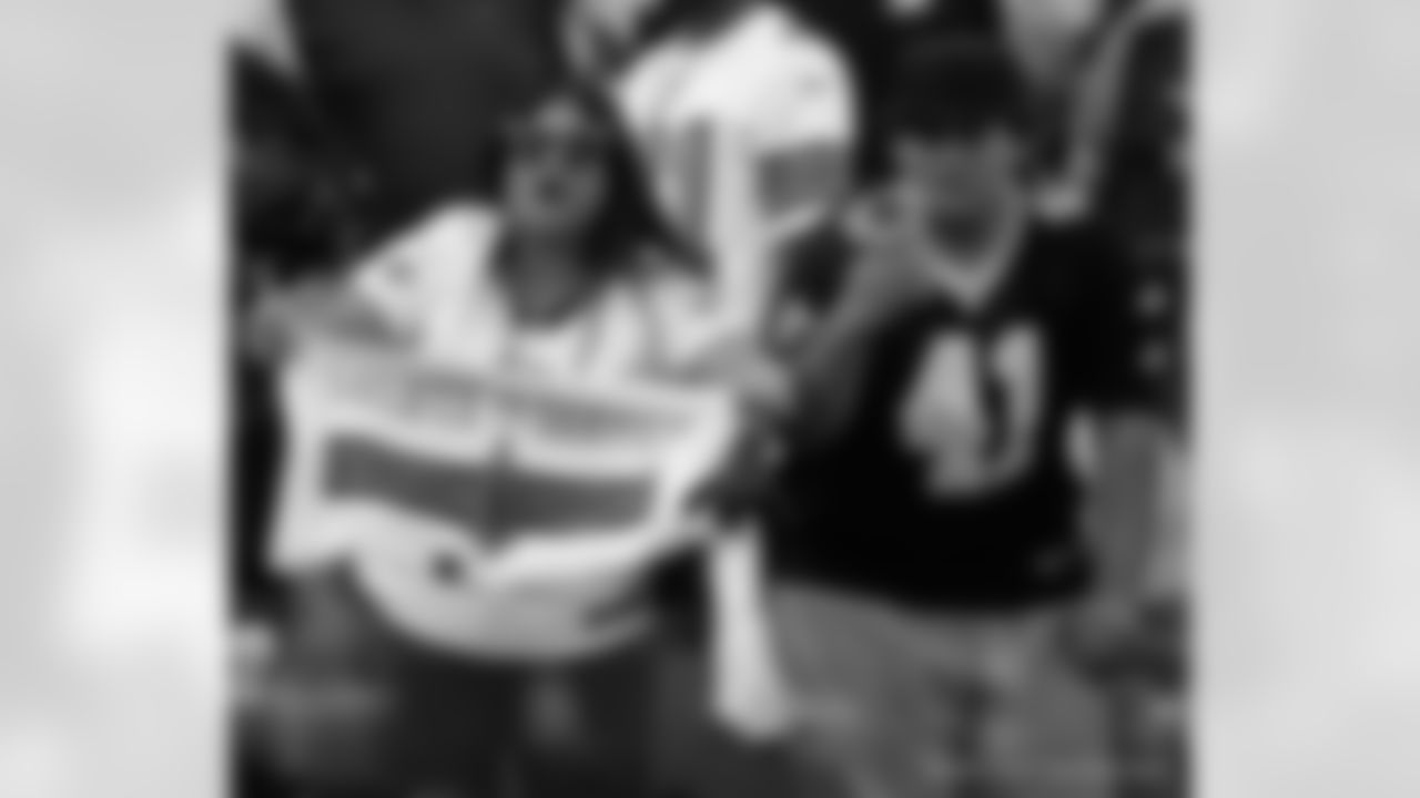 Check out the fan photos from the New Orleans Saints game against the Los Angeles Rams for Week 9 of the 2025 NFL season on Nov. 2, 2025 at SoFi Stadium.