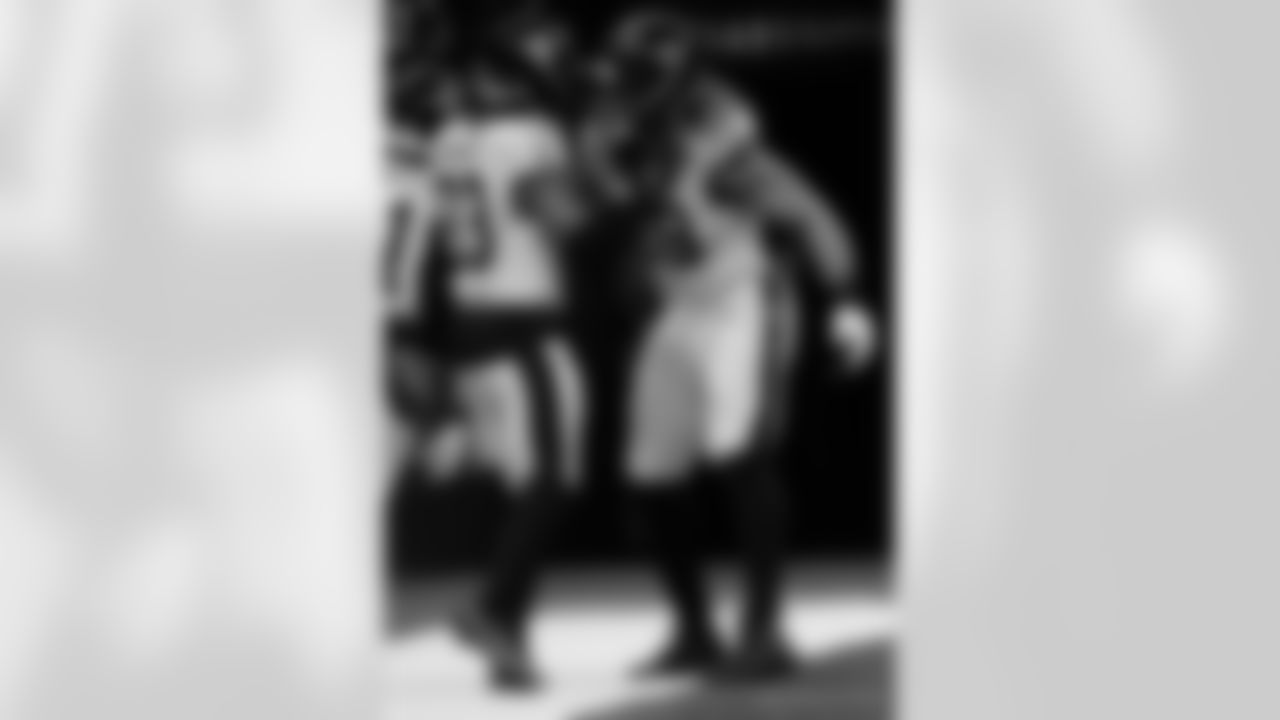 Check out the game action photos from the New Orleans Saints game against the New York Jets for Week 16 of the 2025 NFL season on Dec. 21, 2025 at the Caesars Superdome.