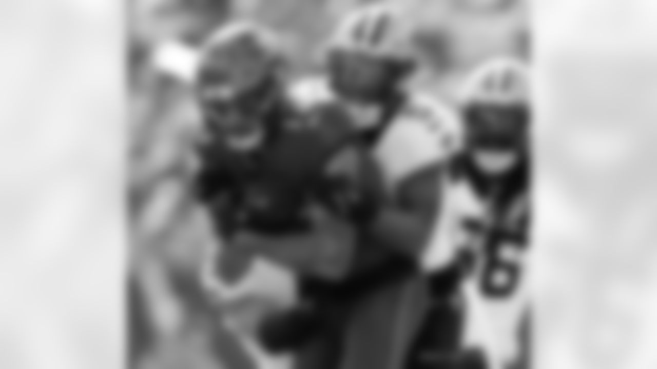 DB Will Harris (5) in action during the New Orleans Saints game against the Tampa Bay Buccaneers for Week 18 of the 2024 NFL Season on Jan. 5, 2025 at Raymond James Stadium.