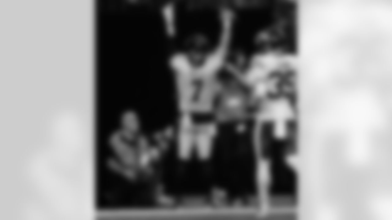 Check out the game action photos from the New Orleans Saints game against the New York Jets for Week 16 of the 2025 NFL season on Dec. 21, 2025 at the Caesars Superdome.