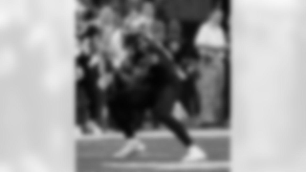 Check out the best photos of the New Orleans offense in their game against the Carolina Panthers for Week 15 of the 2025 NFL season on Dec. 14, 2025 at Caesars Superdome.