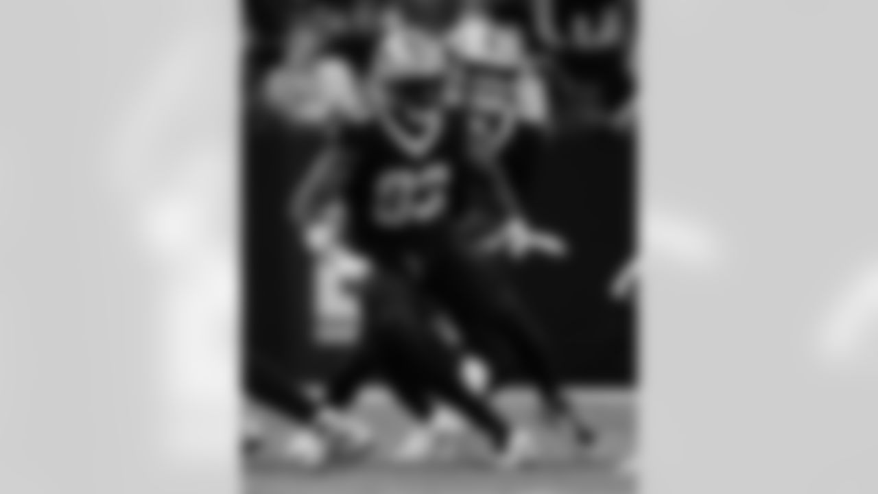 TE Juwan Johnson (83) in action during the New Orleans Saints game against the Tampa Bay Buccaneers for Week 8 of the 2025 NFL season on Oct. 26, 2025 at the Caesars Superdome.