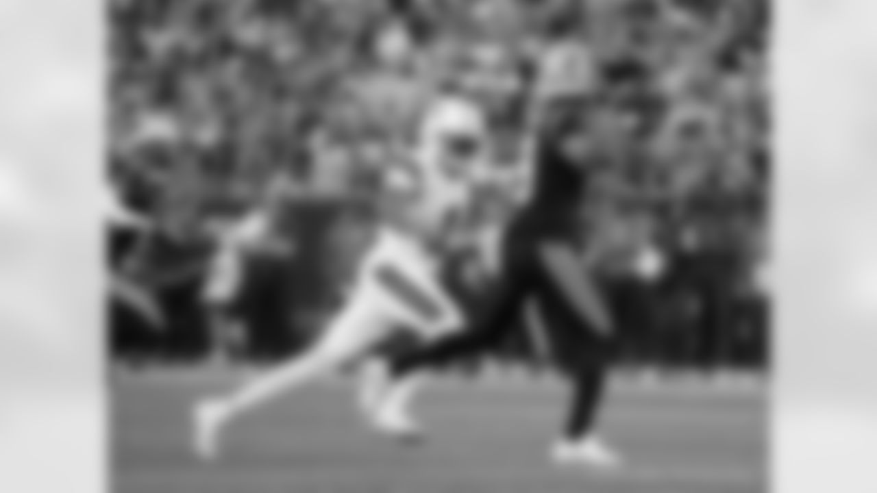 Check out the game action photos from the New Orleans Saints game against the Carolina Panthers for Week 10 of the 2025 NFL season on Nov. 9, 2025 at Bank of America Stadium.