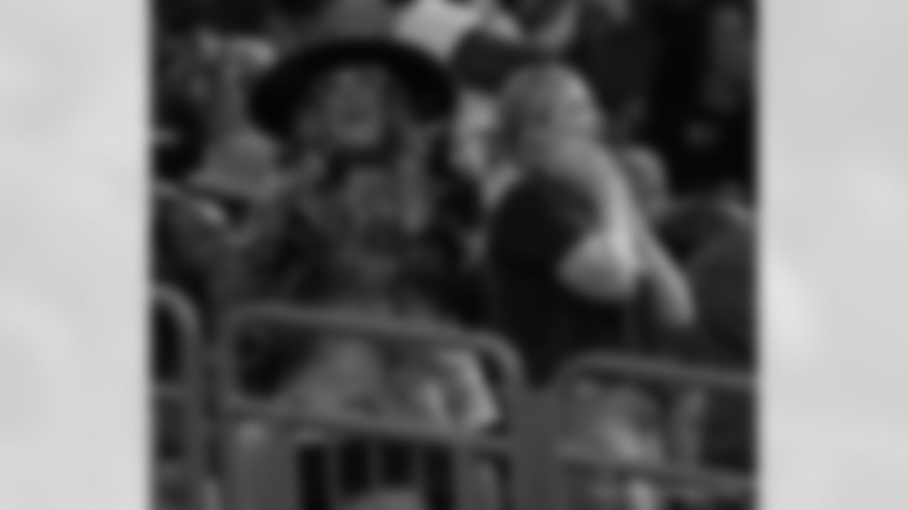 Check out the fan photos from the New Orleans Saints game against the San Francisco 49ers for Week 2 of the 2025 NFL season on Sept. 14, 2025 at Caesars Superdome.