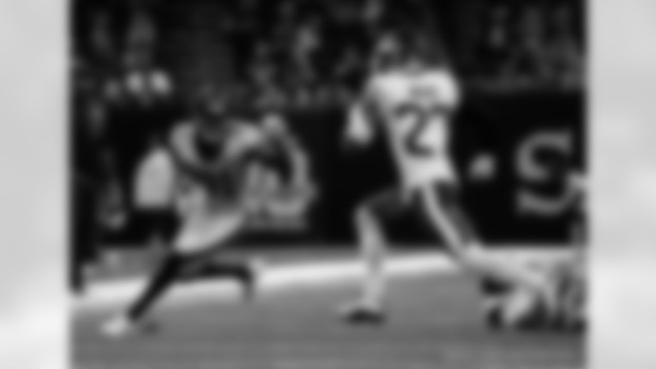 Check out the game action photos from the New Orleans Saints game against the New York Jets for Week 16 of the 2025 NFL season on Dec. 21, 2025 at the Caesars Superdome.