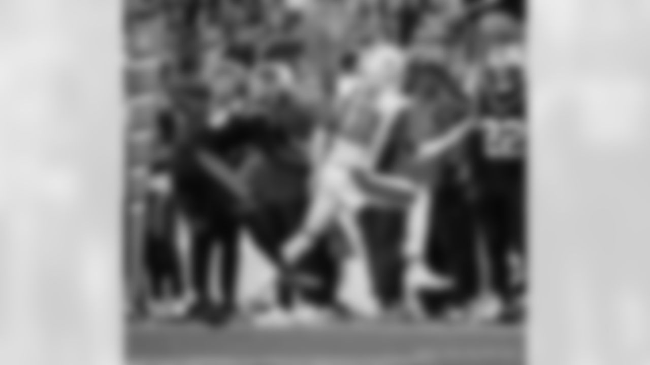 Check out the game action photos from the New Orleans Saints game against the Carolina Panthers for Week 10 of the 2025 NFL season on Nov. 9, 2025 at Bank of America Stadium.