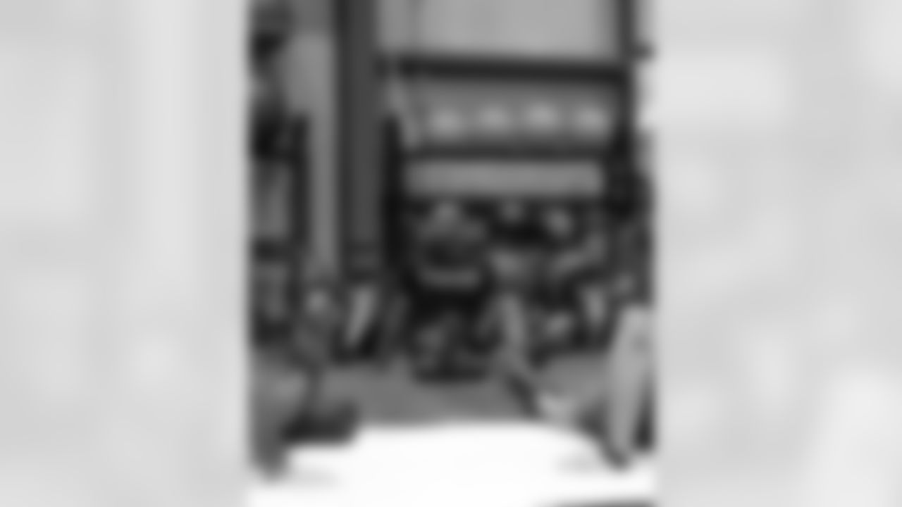 New Orleans Saints and Verizon hosted an MVP community workout with Saints legends Devery Henderson, Garrett Hartley, and Michael Lewis at the Ochsner Sports Performance Center on Wednesday, Nov. 19, 2025.