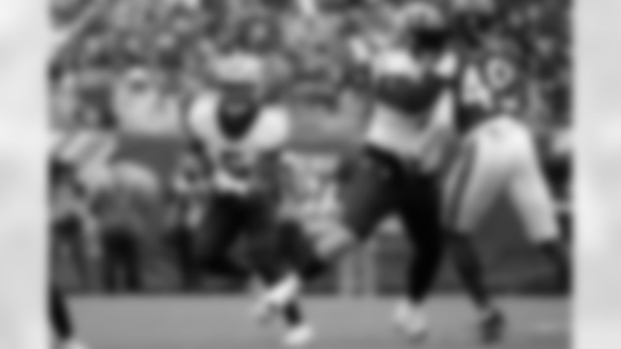 Check out the game action photos from the New Orleans Saints game against the Chicago Bears for Week 7 of the 2025 NFL season on Oct. 19, 2025 at Soldier Field.