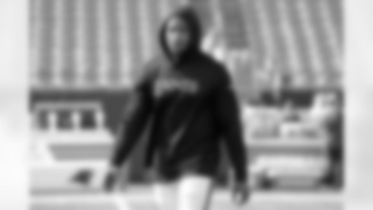 Check out the pregame photos from the New Orleans Saints game against the Carolina Panthers for Week 10 of the 2025 NFL season on Nov. 9, 2025 at Bank of America Stadium.