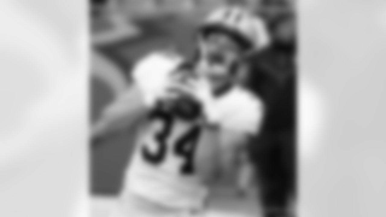 Check out the pregame photos from the New Orleans Saints game against the Tampa Bay Buccaneers for Week 14 of the 2025 NFL season on Dec. 7, 2025 at Raymond James Stadium.