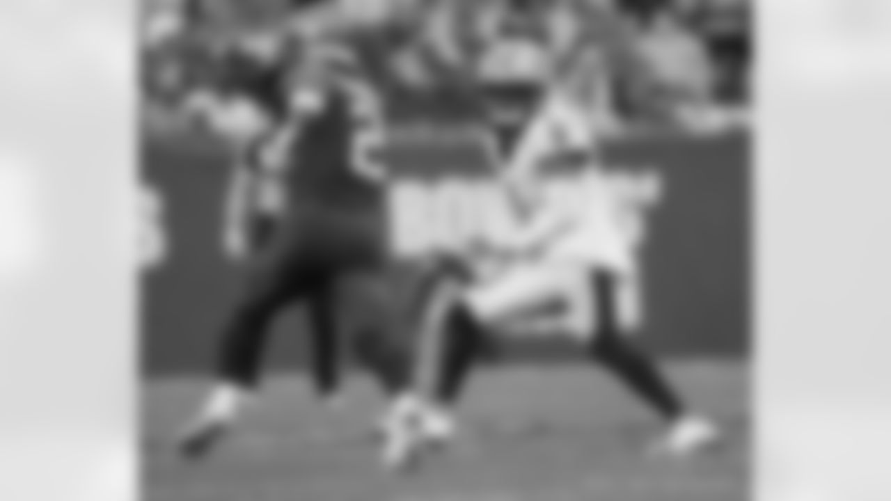 Check out the game action photos from the New Orleans Saints game against the Tampa Bay Buccaneers for Week 14 of the 2025 NFL season on Dec. 7, 2025 at Raymond James Stadium.