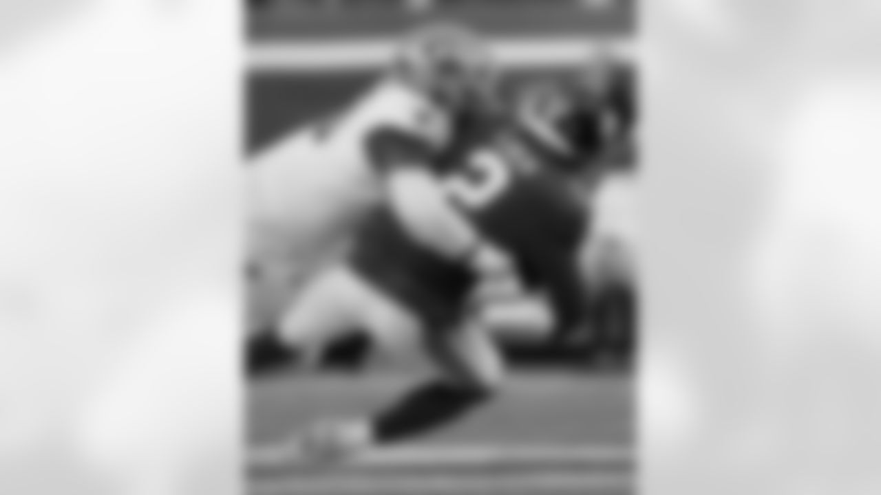DT Khalen Saunders (50) makes a sack during the New Orleans Saints game against the New York Giants for Week 14 of the 2024 NFL Season on Dec. 8, 2024 at MetLife Stadium.