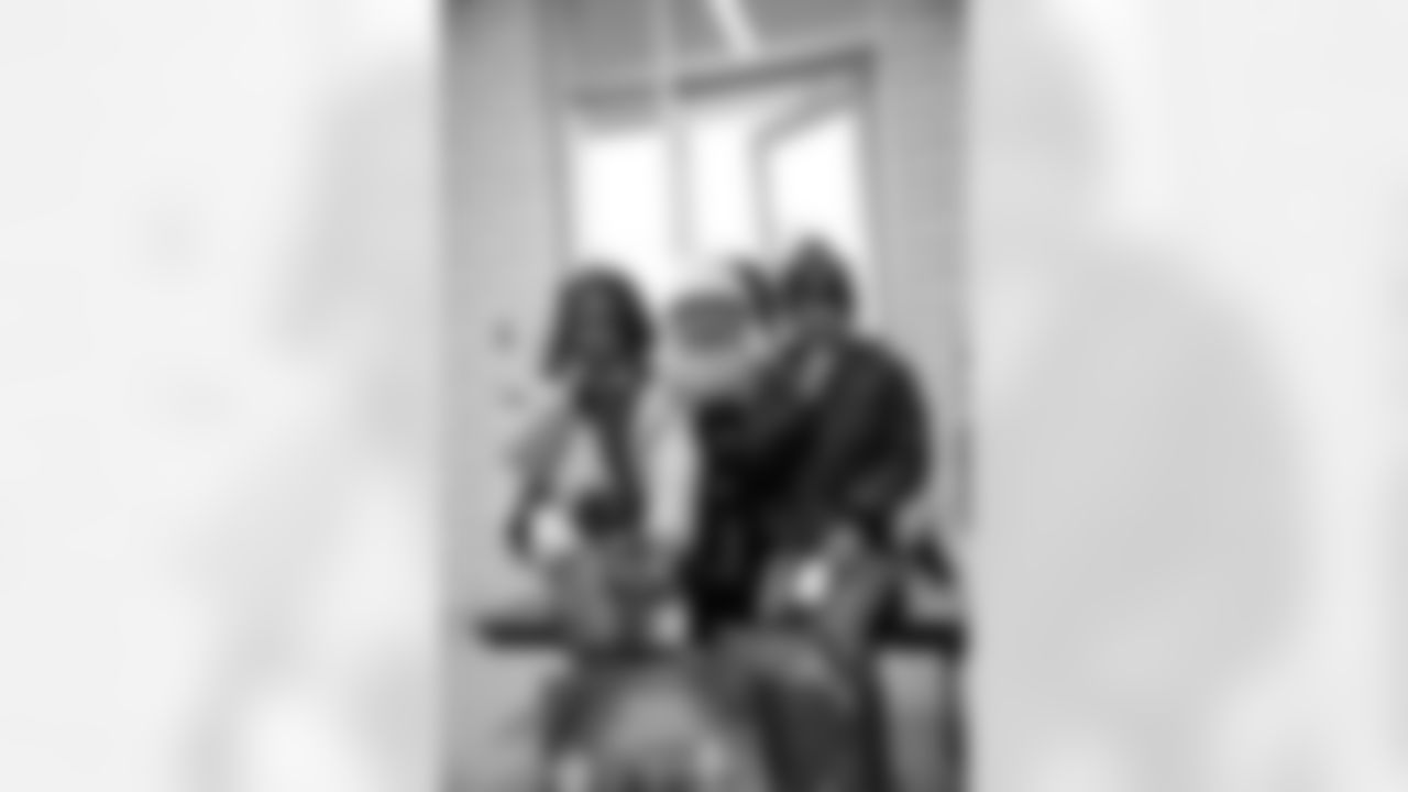 New Orleans Saints linebacker Demario Davis and his wife Tamela, through their Devoted Dreamers Foundation, teamed up with the Beignet Fest Foundation to gift holiday presents to 50 kids from Camp Benny on Wednesday, Dec. 10, 2025.