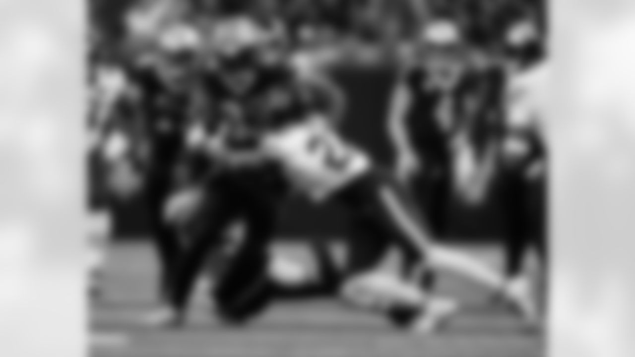 Check out the game action shots from the New Orleans Saints game against the Chicago Bears in Week 9 of the 2023 NFL season.