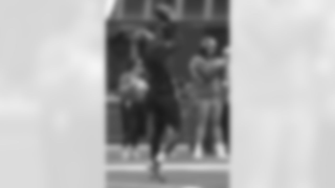 Check out the pregame photos from the New Orleans Saints game against the Los Angeles Rams for Week 9 of the 2025 NFL season on Nov. 2, 2025 at SoFi Stadium.