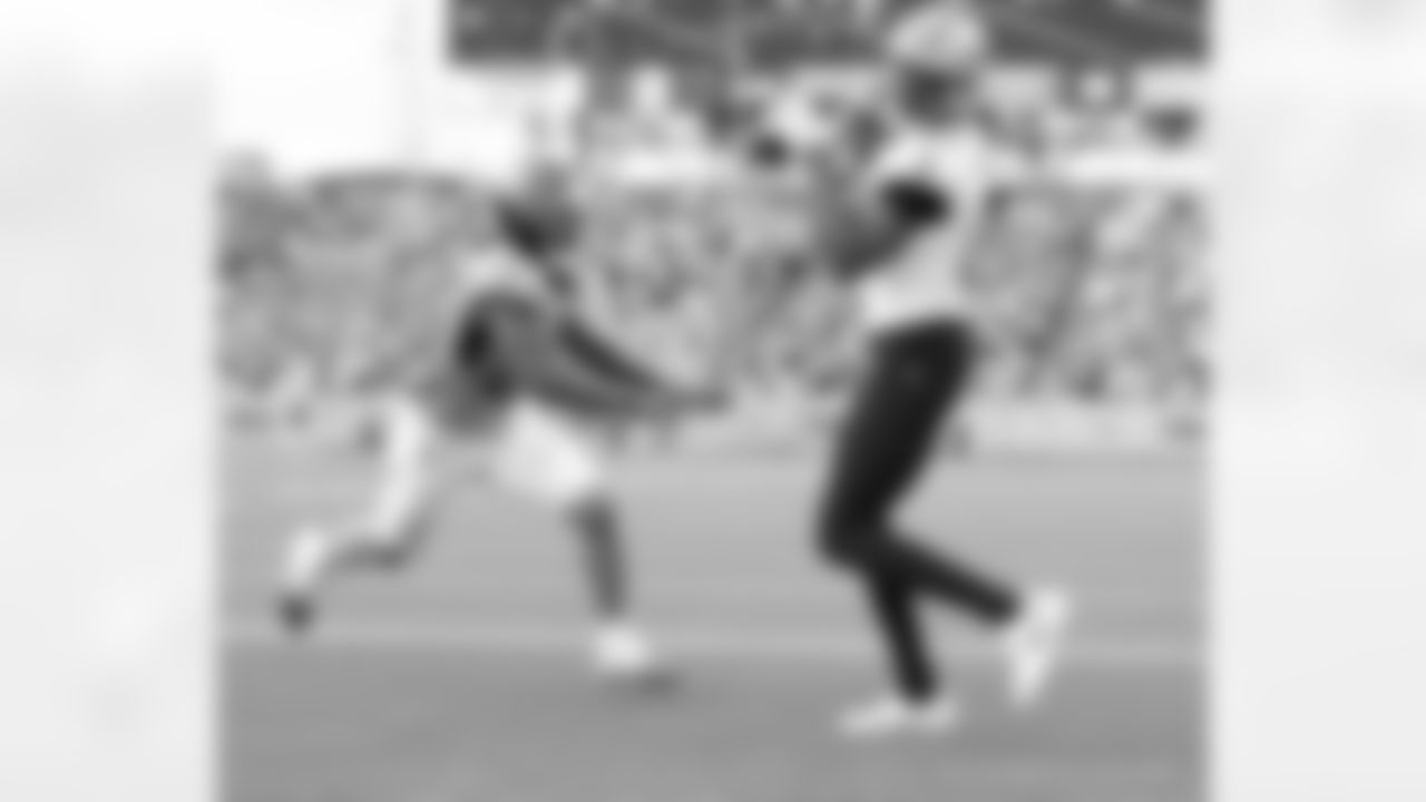 Check out the game action photos from the New Orleans Saints game against the Tennessee Titans for Week 17 of the 2025 NFL season on Dec. 28, 2025 at Nissan Stadium.