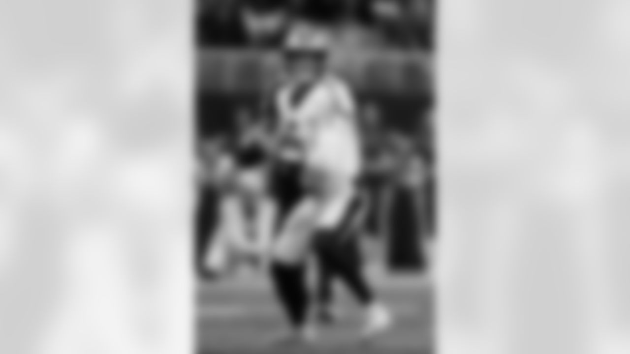 Check out the game action photos from the New Orleans Saints game against the Atlanta Falcons for Week 18 of the 2025 NFL season on Jan. 4, 2026 at Mercedes-Benz Stadium.