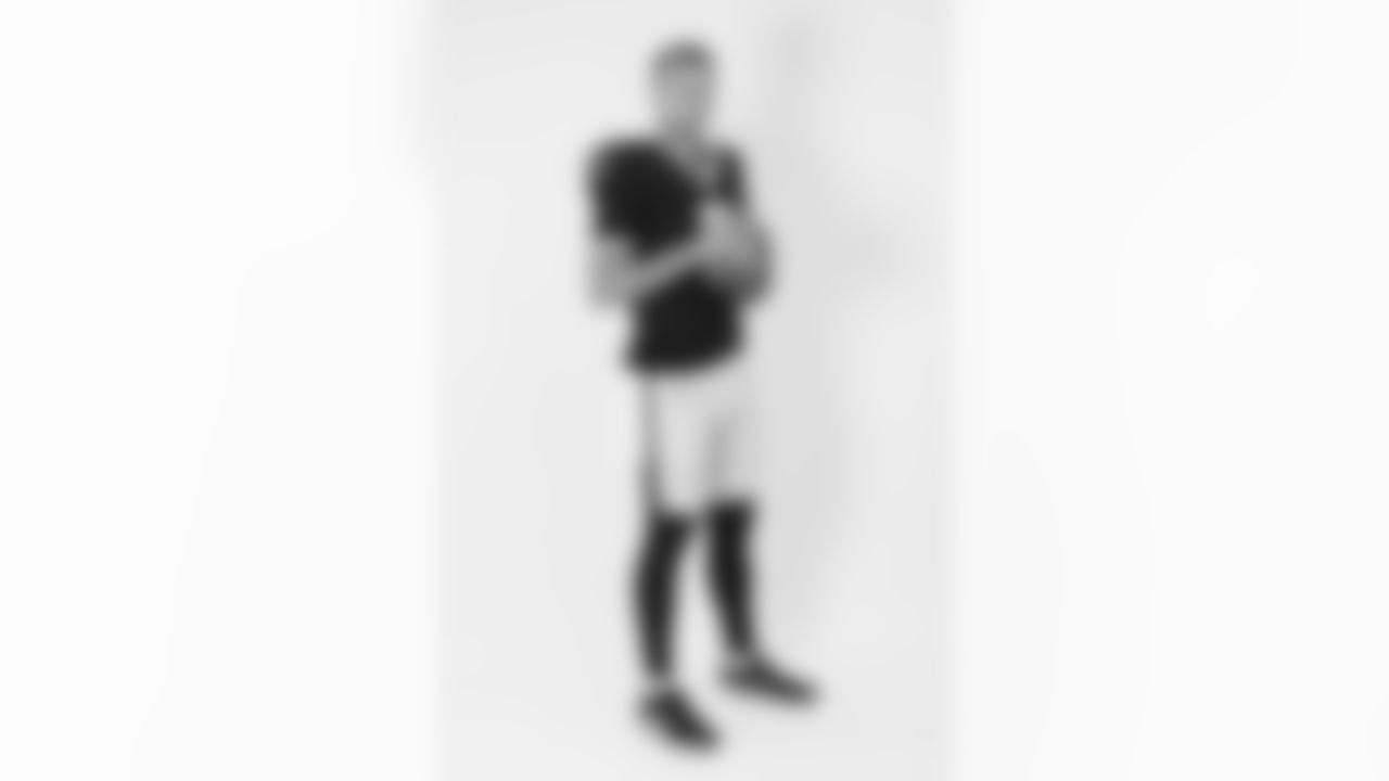 New Orleans Saints quarterback Tyler Shough (6) poses for a portrait during the NFLPA Rookie Premiere on Saturday, May 17, 2025 in Thousand Oaks, Calif. (Ben Liebenberg/NFL)