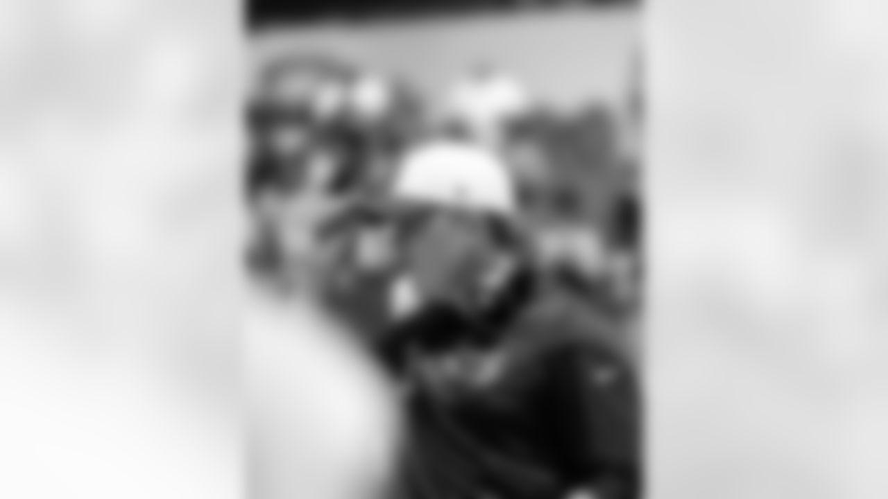 Check out the game action photos from the New Orleans Saints game against the Los Angeles Chargers in Week 1 of the 2025 NFL preseason.