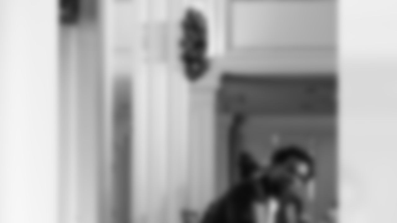 The New Orleans Saints honored Tracy Porter and Brett Maxie as the newest members inducted into the Saints Hall of Fame during a luncheon held on Friday, Dec. 12, 2025. Additionally, the late Ed Daniels was honored with the Joe Gemelli "Fleur de Lis" Award, and Steve Gleason received the inaugural Saints Hall of Fame Courage Award.