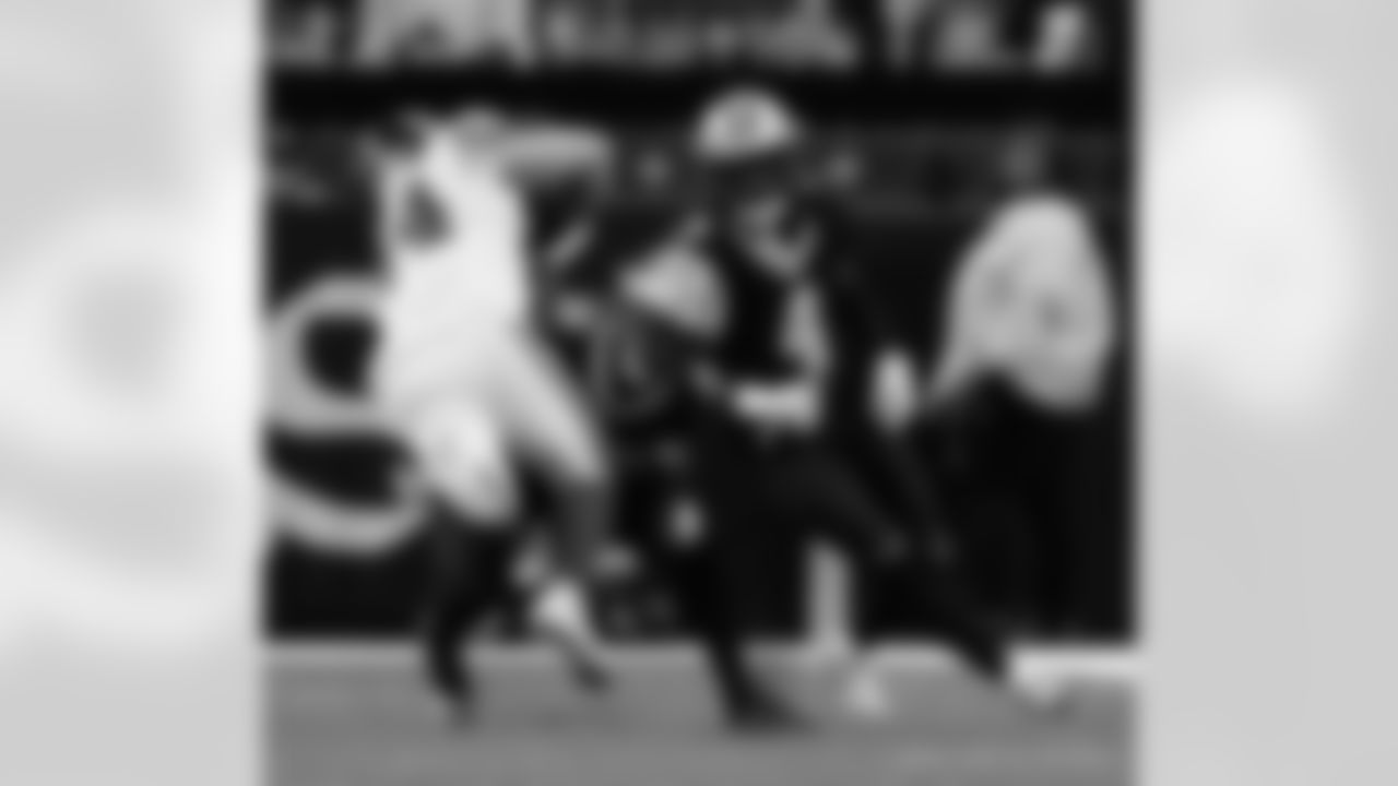 Check out the game action photos from the New Orleans Saints game against the New York Giants for Week 5 of the 2025 NFL season on Oct. 5, 2025 at Caesars Superdome.