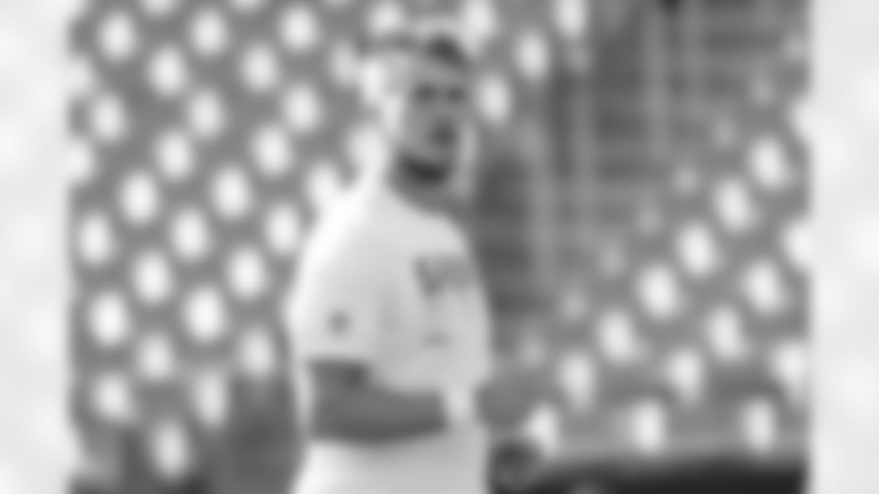 Check out the pregame photos from the New Orleans Saints game against the Carolina Panthers for Week 10 of the 2025 NFL season on Nov. 9, 2025 at Bank of America Stadium.